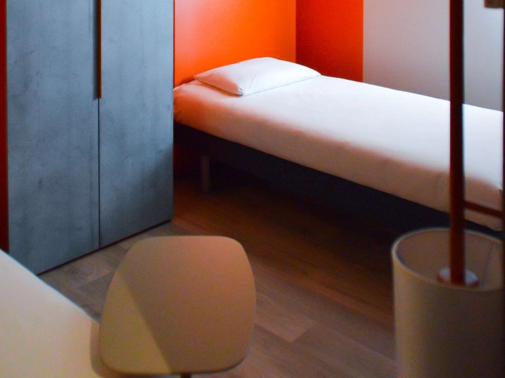 Ibis Budget Hyères المظهر الخارجي الصورة
